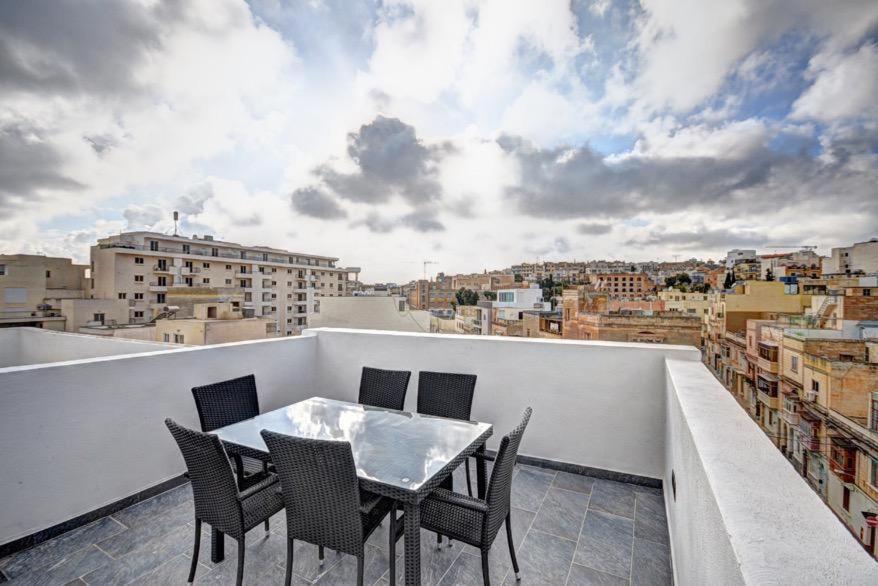 Modern Penthouse Close To The Sea Daire Gzira Dış mekan fotoğraf